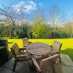 Gingerbread - Part Of The The Bay Village With Pool, Gym And Direct Access, Pub, Restaurant, Tennis And Meadows Walks Filey