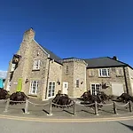 Gingerbread - Part Of The The Bay Village With Pool, Gym And Direct Access, Pub, Restaurant, Tennis And Meadows Walks * Filey