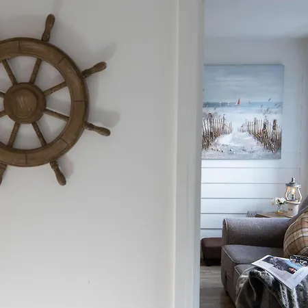 度假居 Gingerbread 法利