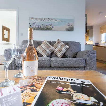 度假居 Gingerbread *