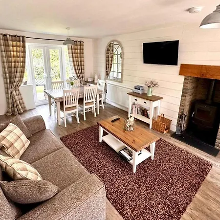 Σπίτι διακοπών Gingerbread - Part Of The The Bay Village With Pool, Gym And Direct Access, Pub, Restaurant, Tennis And Meadows Walks